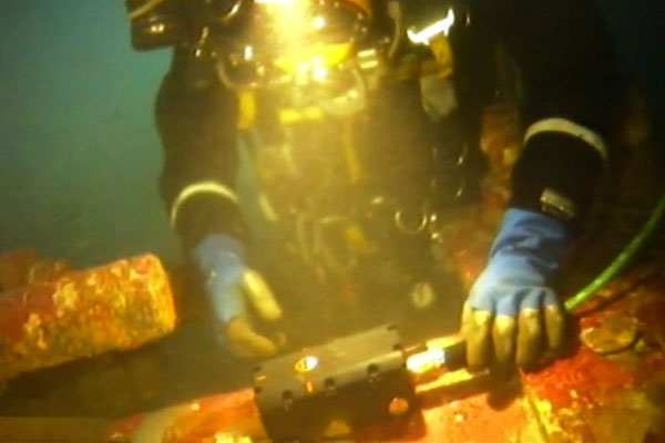 diver-pec-inspection-1
